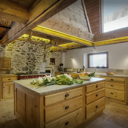 Goville - Ovo Network Chalet
